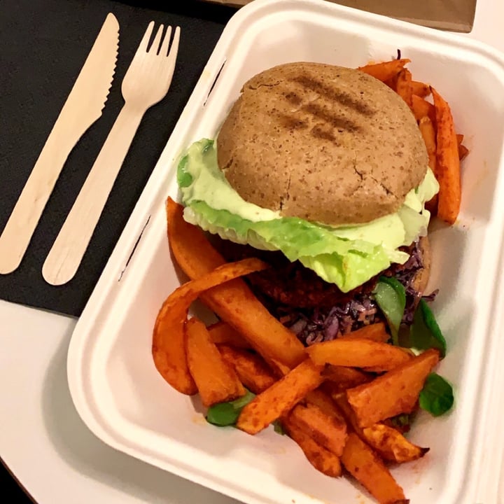 photo of Vegan Restoran V Vegan Burger shared by @ariiianna on  19 Apr 2022 - review