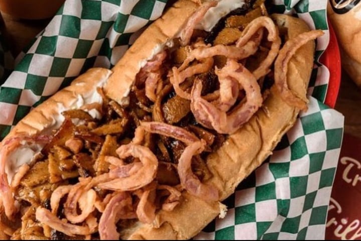 photo of Trilly Cheesesteaks Vegan Far East shared by @lalad on  08 Aug 2020 - review