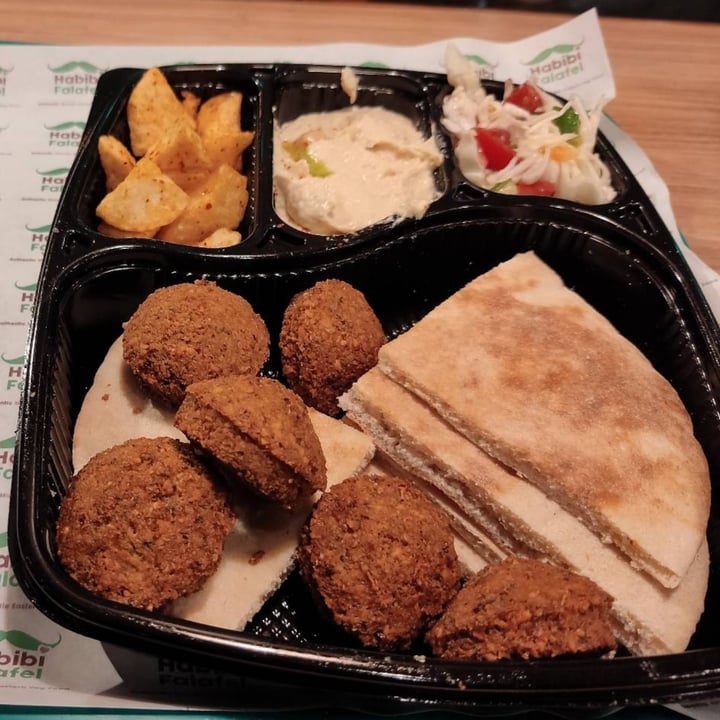 photo of Habibi Falafel Falafel Platter shared by @pranav546 on  07 Nov 2021 - review