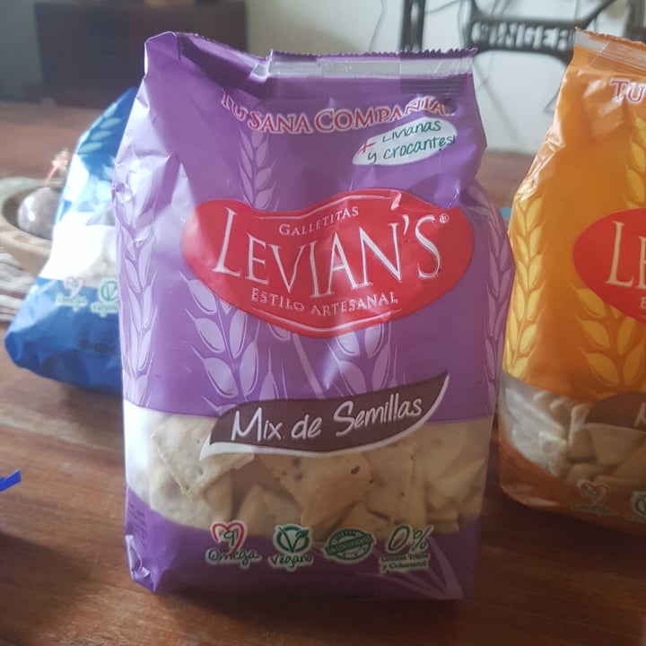 photo of Levian's Galletitas Mix De Semillas shared by @liladsf13 on  11 Dec 2020 - review