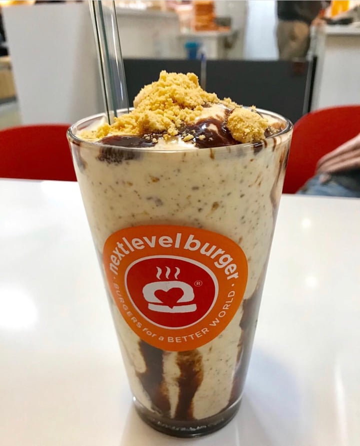 photo of Next Level Burger San Francisco Peanut butter cup shake shared by @citybythbayvegan on  03 May 2019 - review