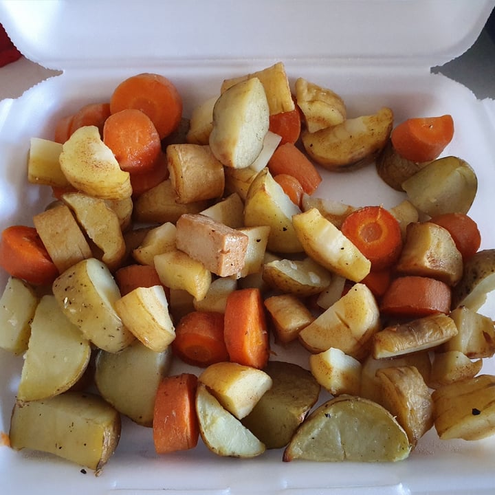 review photo of Kupittaan Paviljonki Kasvispyttipannu & Teriyaki Tofu shared by @nikoran on 12 Jun 2020 - review