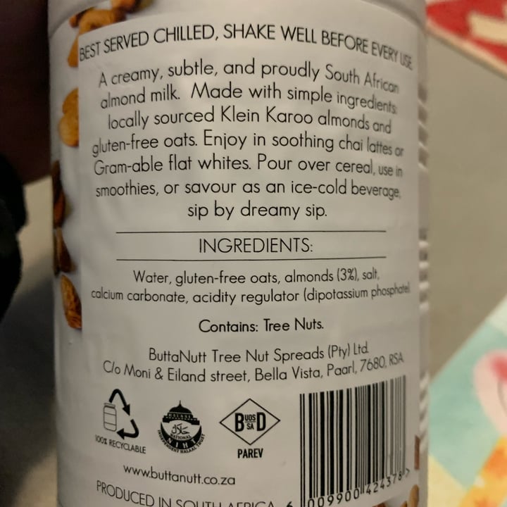 review photo of ButtaNutt Almond Milk Original shared by @niroshap on 05 Dec 2021 - review
