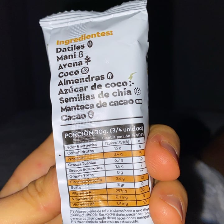 photo of Rebel Nuts Barrita De Chocolate shared by @inespressable on  01 Jan 2022 - review