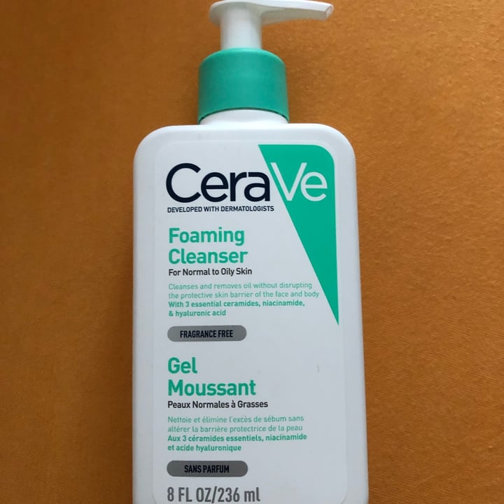 photo of CeraVe Foaming Cleanser shared by @alessandraf on  25 Apr 2022 - review