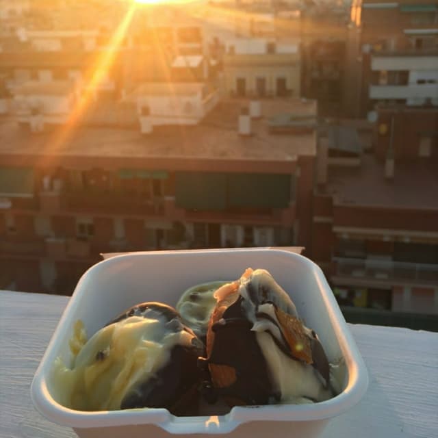 Photo of the dish “Mini Kronut Vegano de Naranja”
