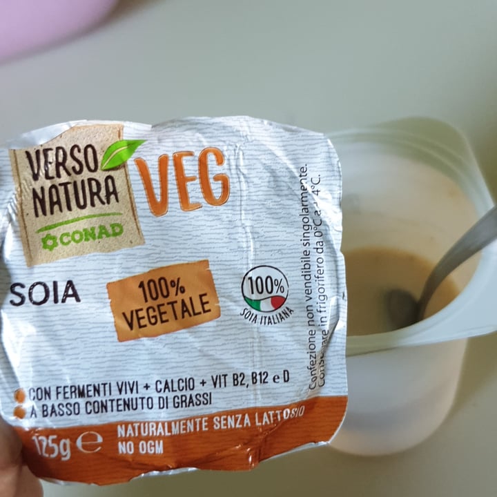photo of Verso Natura Conad Veg yogurt frutta e cereali shared by @marihola on  25 Oct 2022 - review