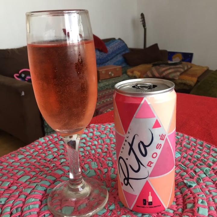 photo of Viña Santa Rita Rita Rosé shared by @eeevelyn on  15 Jan 2021 - review