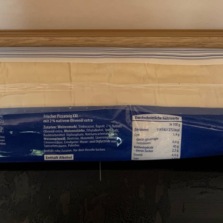review photo of Cucina nobile Frischer Pizzateig shared by @veggiegoesvegan on 05 Oct 2021 - review