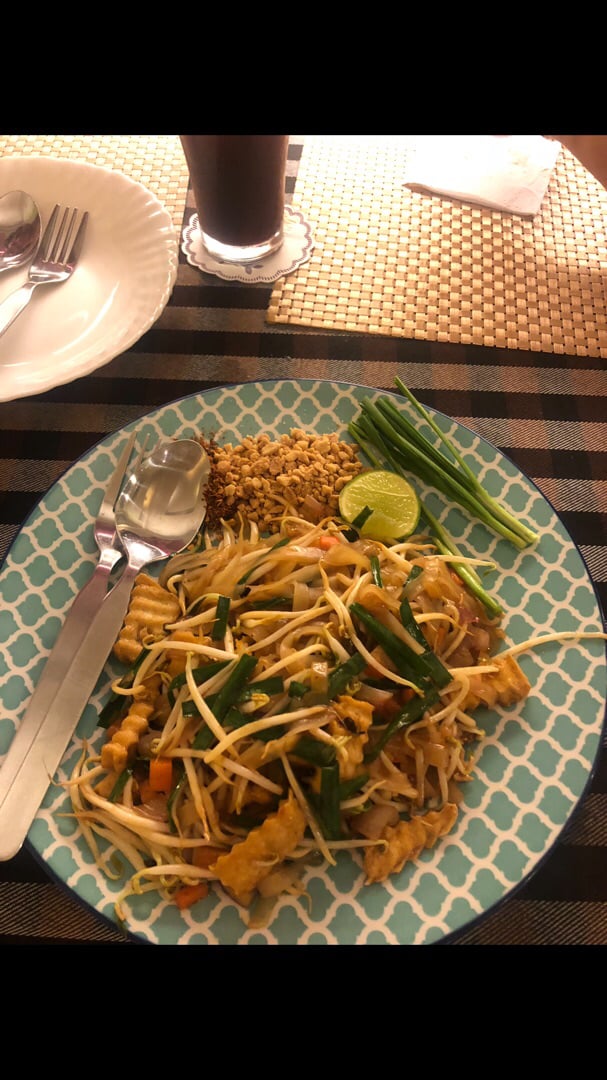 photo of May Veggie Home Phad Thai Tofu shared by @bronwynpaige on  10 Sep 2019 - review