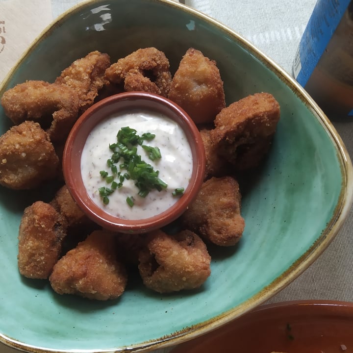 photo of Dorothy's Veggie Bistro KFC: Kentucky Fried Champis shared by @luciernagaencendida on  12 Oct 2021 - review