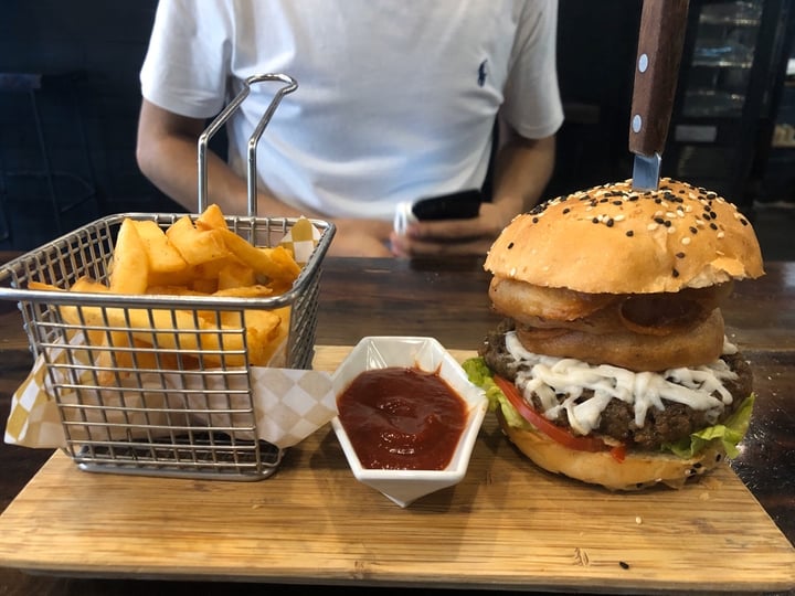 review photo of The Pitted Date Vegan Restaurant, Bakery and Café Beyond Burger shared by @dannielazetina on 02 Dec 2019 - review