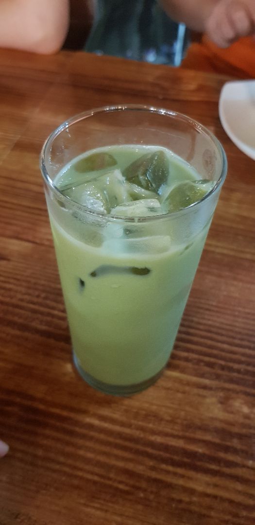 photo of nomVnom Bistro Iced matcha latte shared by @carrots on  17 Mar 2020 - review