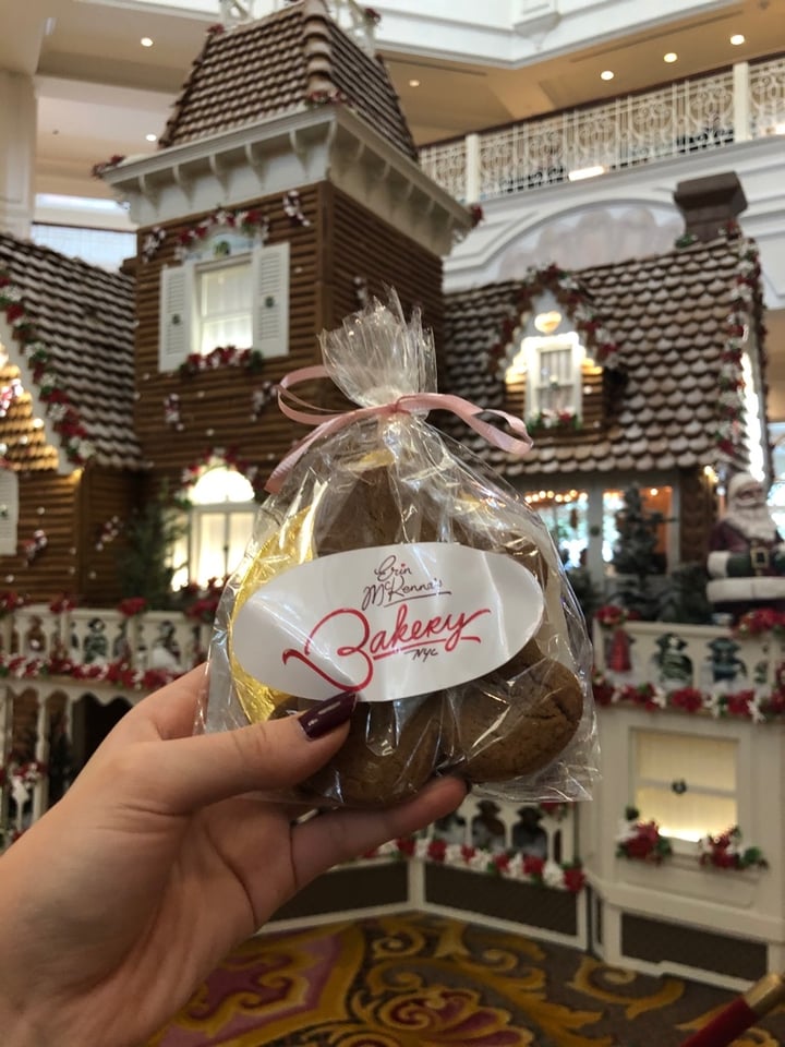 photo of Erin McKenna's gingerbread cookies shared by @audreykeer on  26 Dec 2019 - review