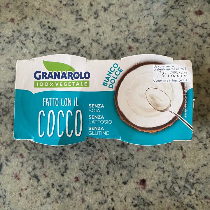 photo of Granarolo Yogurt Di Cocco Bianco Dolce shared by @annadimeo on  20 Apr 2021 - review