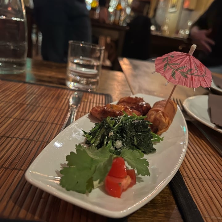 review photo of Bali Bar Antipasto Vegan Misto shared by @nicole- on 07 Dec 2022 - review