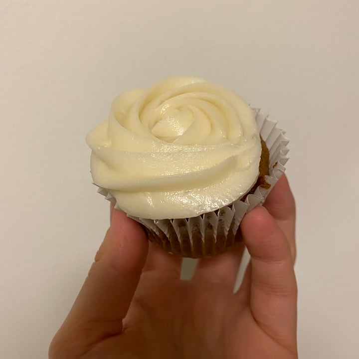 photo of bloomer's Bayview Village Carrot Cupcakes shared by @kturcotte on  03 Jun 2021 - review