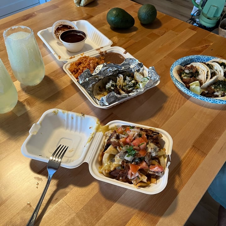 photo of Gordos Vegan fries shared by @jessicapalomino on  22 Feb 2022 - review