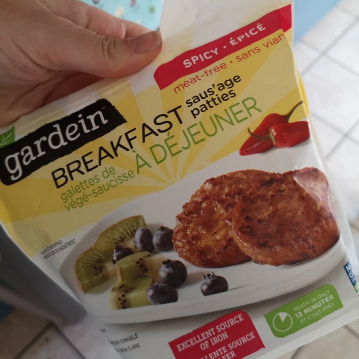 photo of Gardein Spiced Breakfast Sausage shared by @uneboucheedevie on  03 Nov 2021 - review