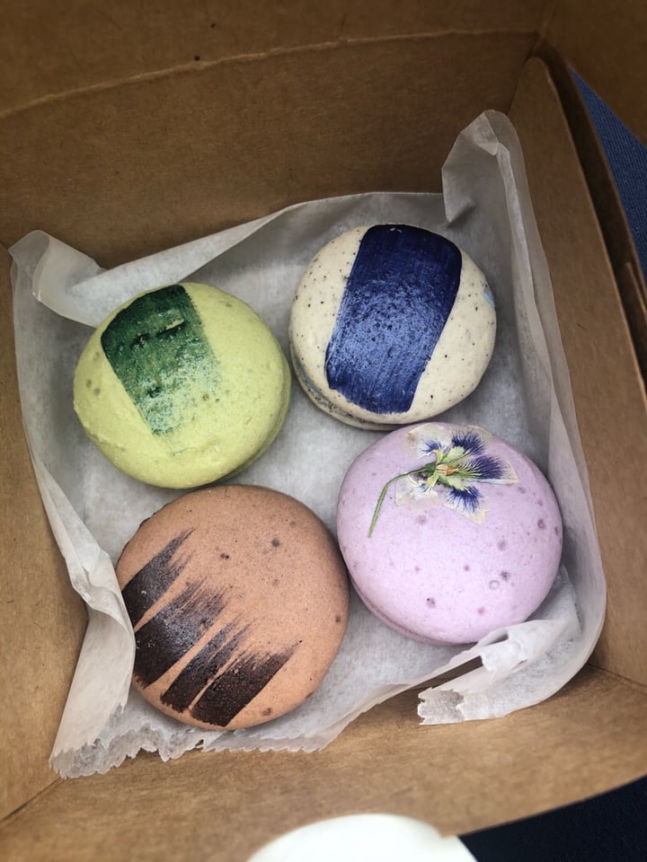 review photo of Confectionery! Macarons shared by @marissaalbrecht on 27 Jun 2019 - review