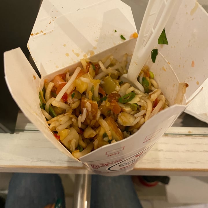 review photo of Chop Chop Chicken Sundaes & Salads vegan mini sundae shared by @akuaswift on 16 Dec 2021 - review