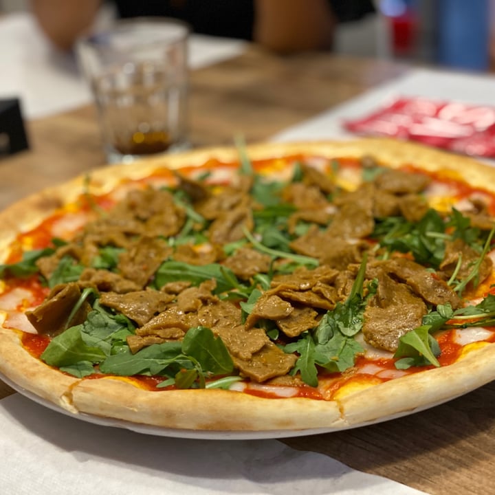 photo of Pizzeria-Kebab Monte Ararat (Vegano / Vegetariano) Pizza Voner shared by @animalionline on  19 Jul 2021 - review