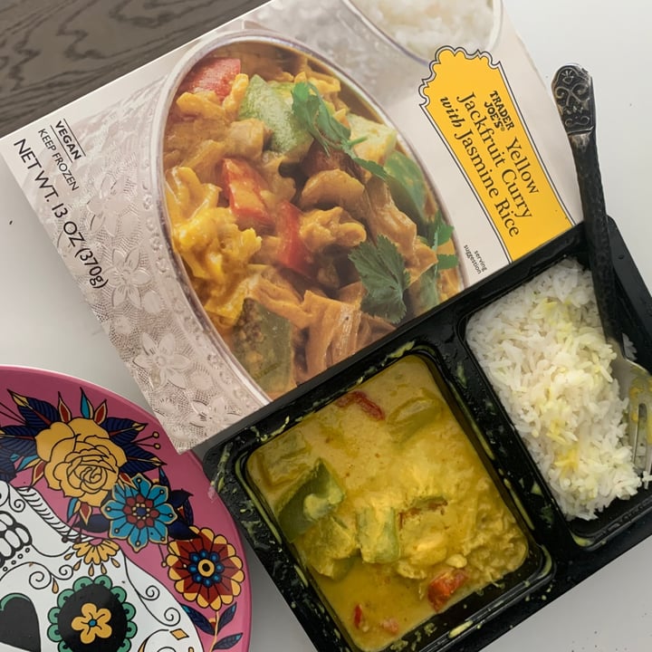 photo of Trader Joe's Yellow Jackfruit Curry with Jasmine Rice shared by @hereforareason on  07 Feb 2021 - review