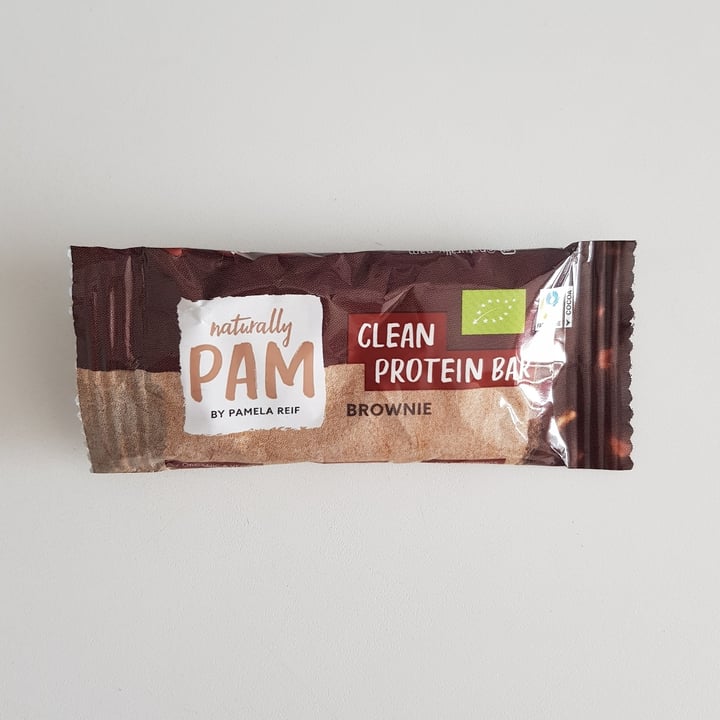 photo of Naturally Pam Brownie Protein Bar shared by @vegalexandra on  22 Oct 2022 - review