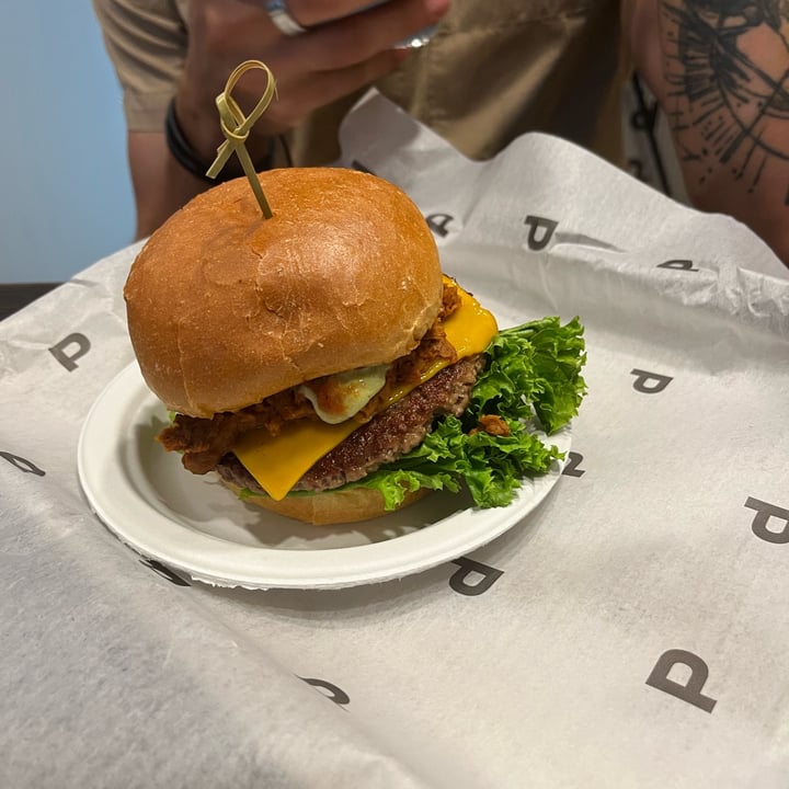 photo of PlantPub BBQ GUAC BURGER shared by @karatesarah8 on  02 Oct 2021 - review