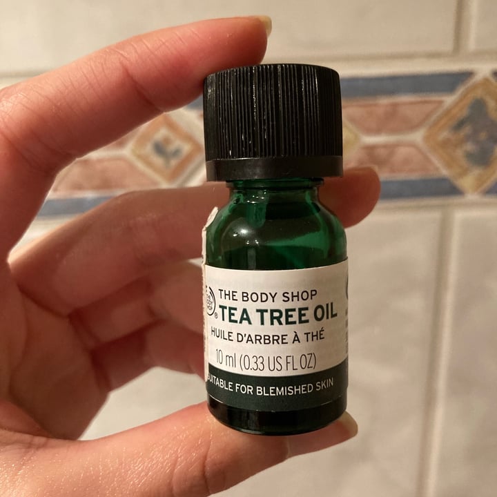 photo of The Body Shop Tea Tree Oil shared by @rociiroo on  15 Sep 2021 - review