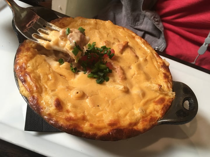 review photo of SunCafe Mac n Cheese shared by @ceeg on 04 Nov 2018 - review
