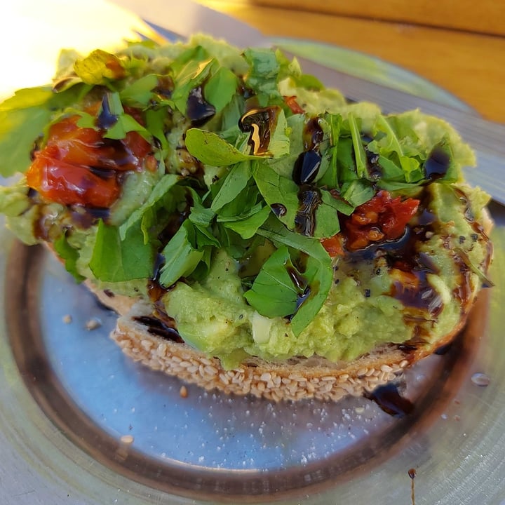 photo of Cuervo Café Avocado Vegan Toast shared by @pucky on  15 Jun 2021 - review