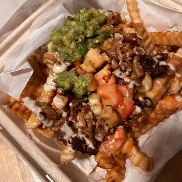 photo of Gordos Vegan Fries Carnitas shared by @jessicapalomino on  28 Aug 2022 - review