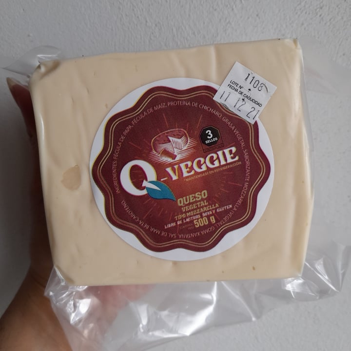 photo of Q veggie Queso vegano shared by @haniel on  06 Nov 2021 - review