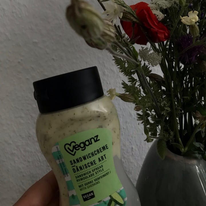 photo of Veganz Sandwich Creme Dänische Art shared by @heartshpdbox on  15 Jun 2021 - review