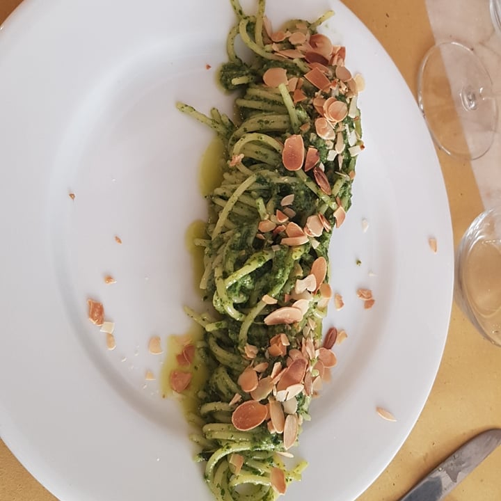 photo of Osteria Da Trombicche spaghetti pesto di rucola e mandorle shared by @robmi on  11 Jun 2022 - review