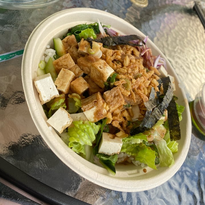 photo of Litchi Delights tofu tofu poke bowl shared by @isa1ness on  22 Apr 2022 - review