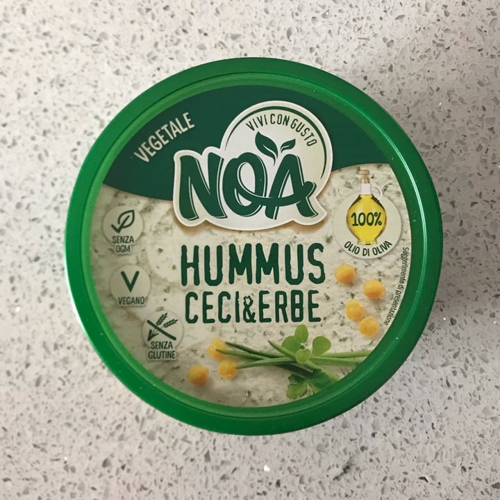 photo of Noa Hummus Ceci & Erbe shared by @clementina on  28 Mar 2022 - review