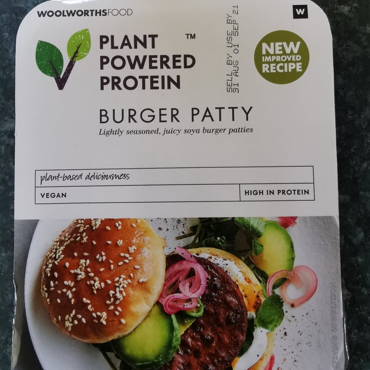 photo of Woolworths Food Burger Patty shared by @veganpower001 on  29 Aug 2021 - review
