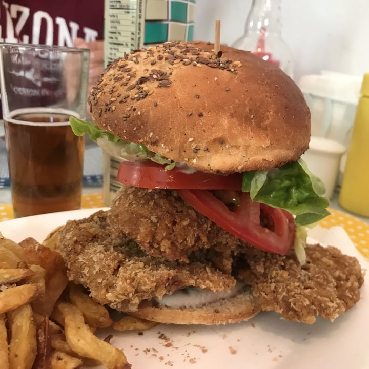 review photo of Vegan Bunker Hamburguesa Coven shared by @yesse1744 on 29 Apr 2021 - review