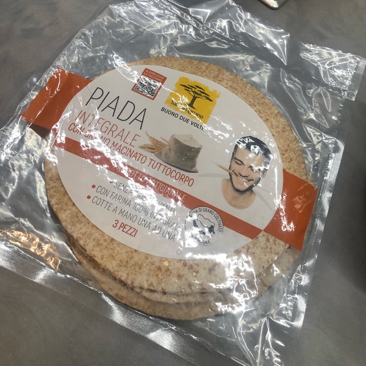 review photo of San Patrignano Piada integrale con grano macinato tuttocorpo shared by @rossrebel on 14 Oct 2022 - review