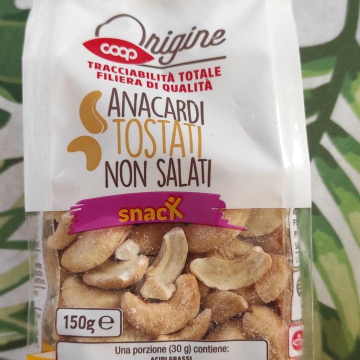 photo of Origine Coop Anacardi Tostati Non Salati shared by @letiziacesari on  11 Mar 2022 - review