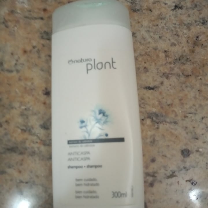 review photo of Natura Shampoo Plant Anticaspa shared by @andreaferraz on 20 May 2022 - review