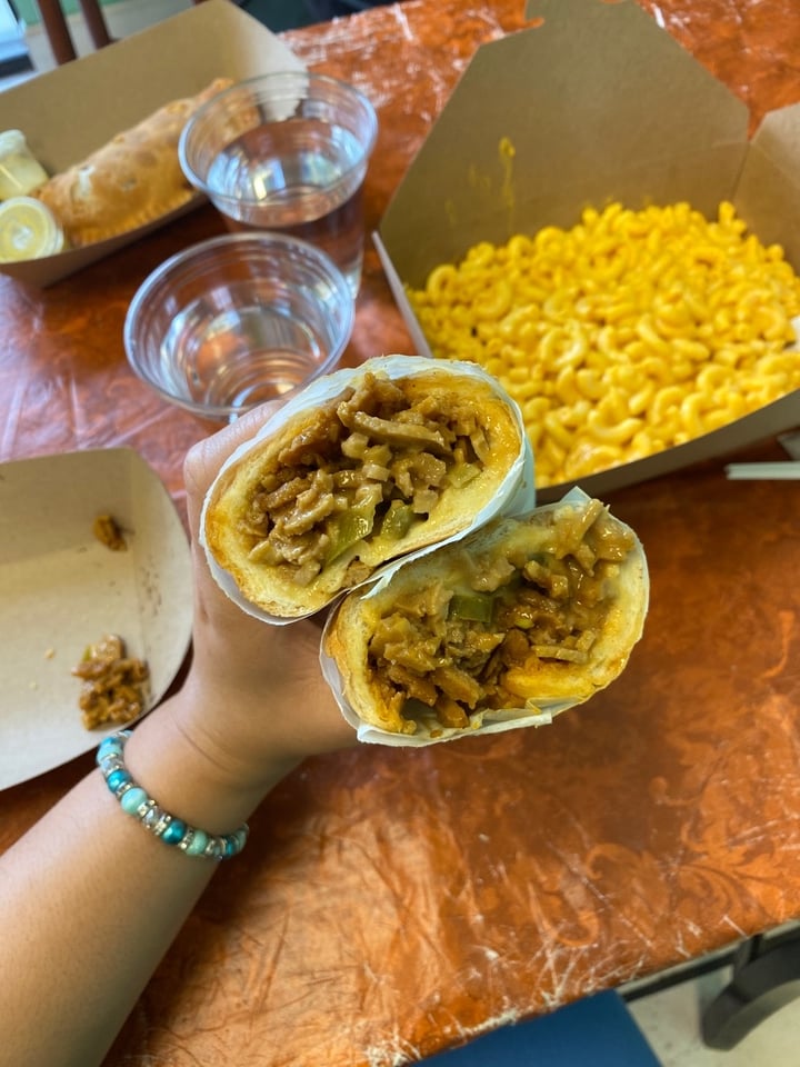 photo of Vegan International Co. Kitchen & Market Cheezesteak And Mac shared by @tiedyesky1 on  15 Dec 2019 - review