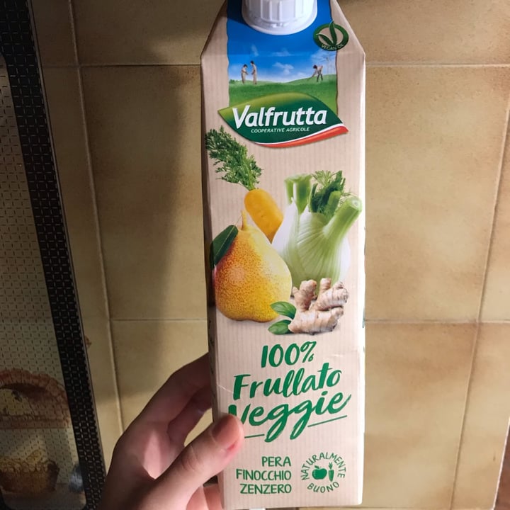 photo of Valfrutta 100% Frullato Veggie pera finocchi zenzero shared by @nikyveg on  18 May 2022 - review
