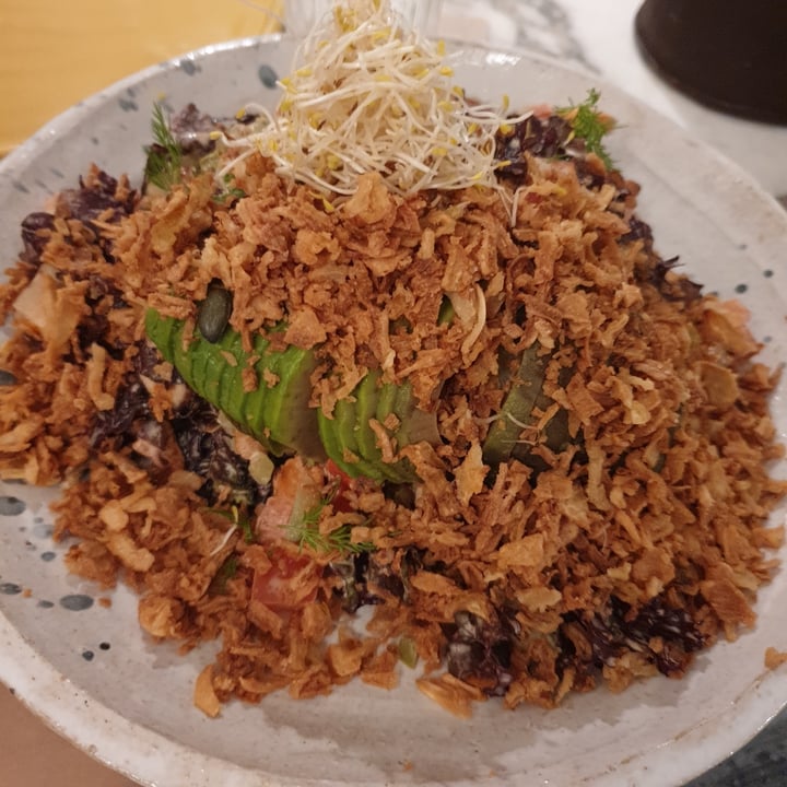 photo of Winners Vegan L.A. Salad shared by @thedronewhisperer on  25 Feb 2022 - review