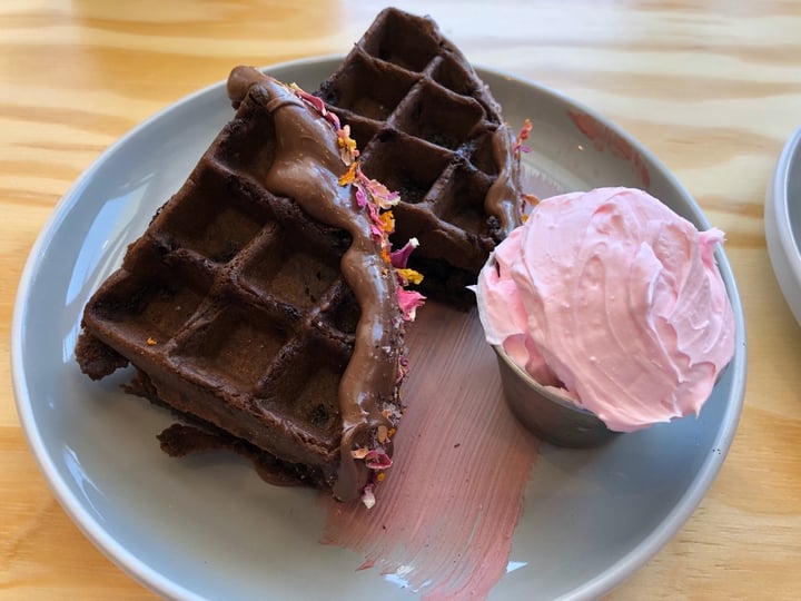 photo of Jessy's Waffles Camps Bay Queen Of Hearts Waffle shared by @ell269 on  29 Dec 2019 - review