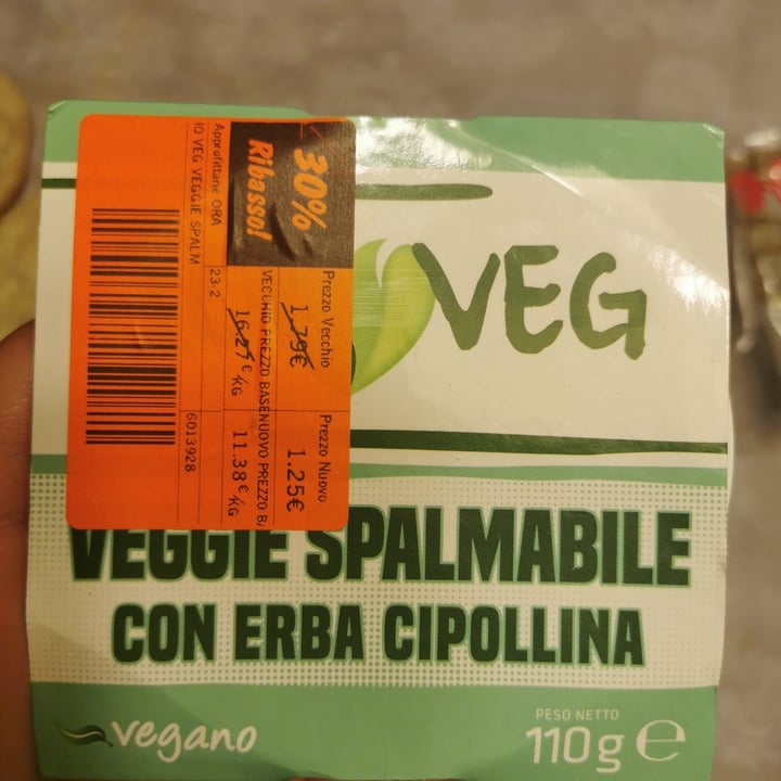 photo of ioVEG crema spalmabile con erba cipollina shared by @maricosta on  07 Sep 2022 - review