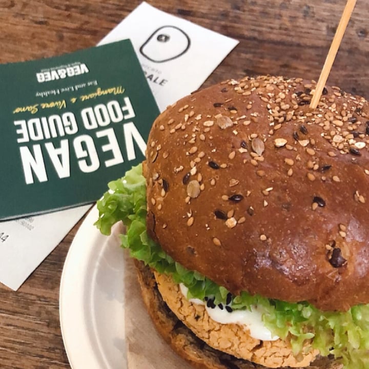 photo of Veg & Veg Hamburger veg shared by @frappa on  25 Mar 2022 - review