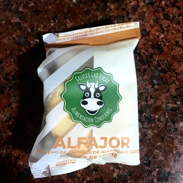 review photo of Felices Las Vacas Alfajor Maicena shared by @newromantic on 10 Jun 2021 - review